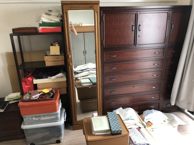 実家の片付けや遺品整理の様子